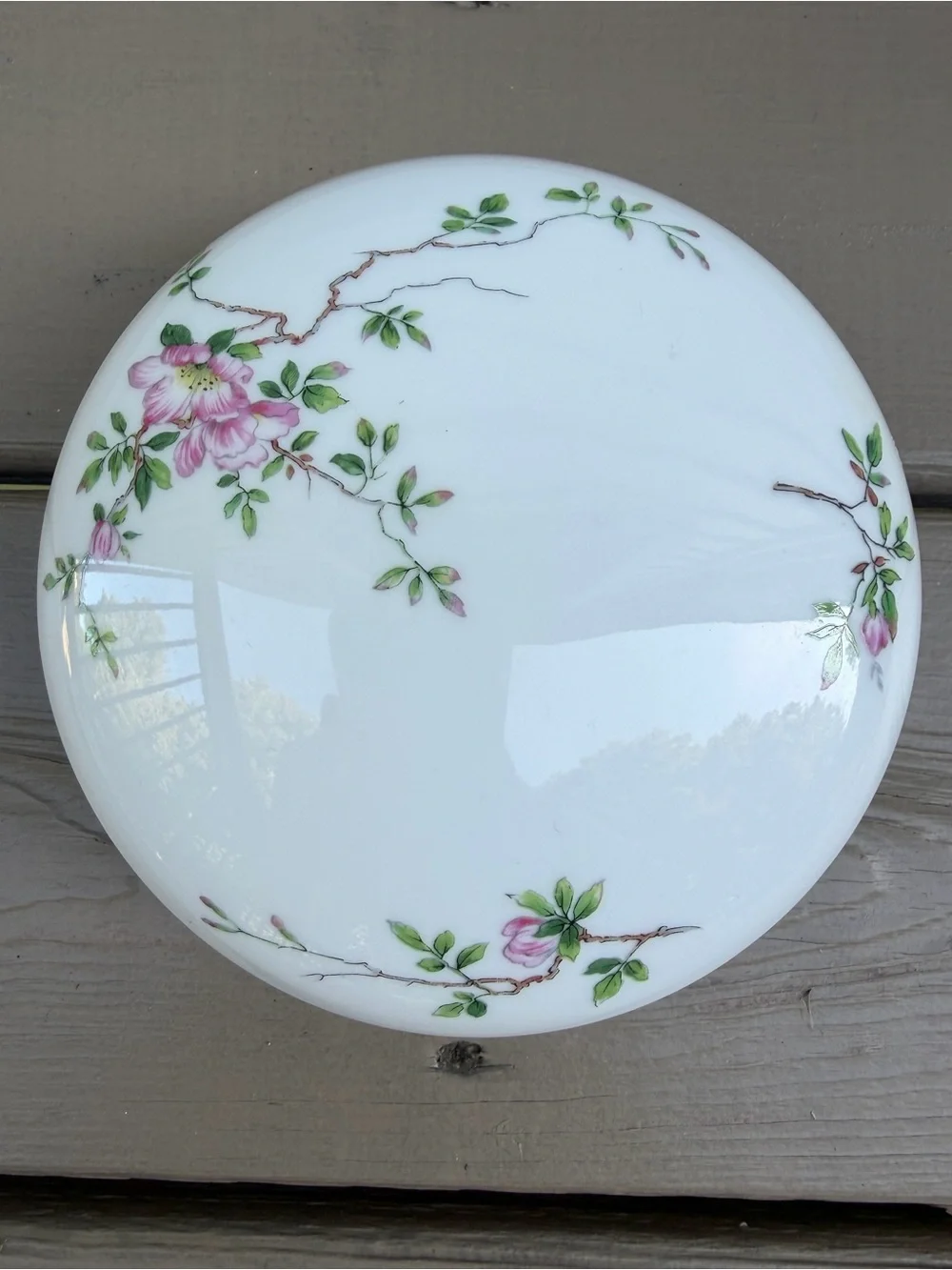 Haviland Limoges Covered Porcelain Bonbonnière Serving Dish in Floral Detail